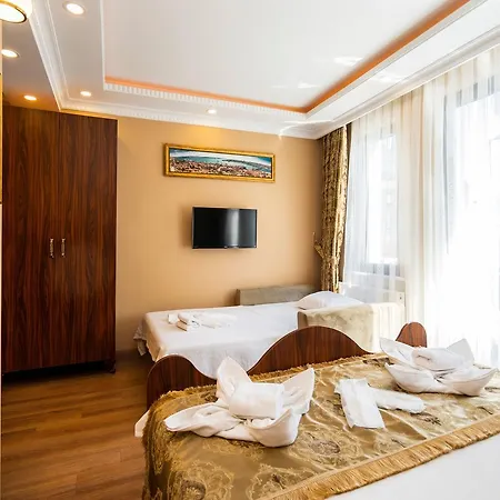 Panorama Suites Old City Aparthotel *