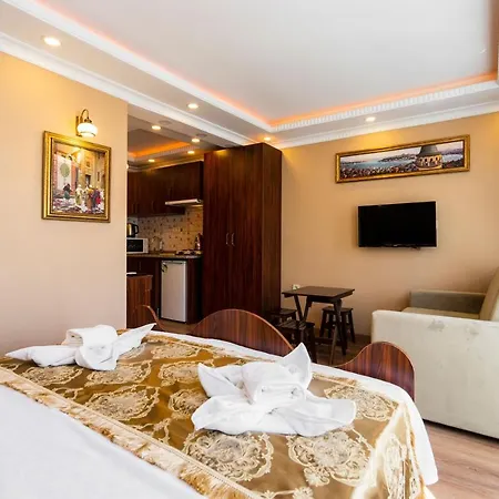 Apartahotel Panorama Suites Old City *