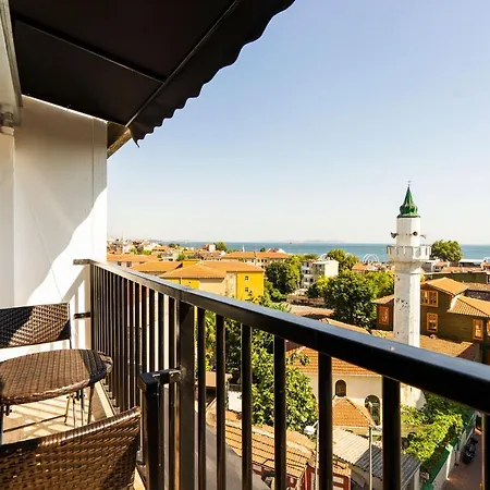 Panorama Suites Old City Apartahotel *